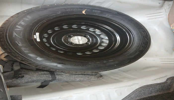 2019 Honda Amaze 1.2L I-VTEC VX CVT, Petrol, Automatic, 30,100 km, tyre