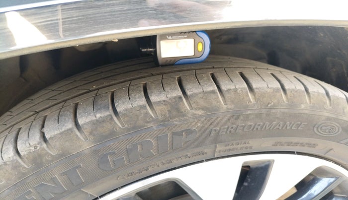 2021 MG HECTOR SHARP HYBRID 1.5 PETROL, Petrol, Manual, 55,788 km, tyre