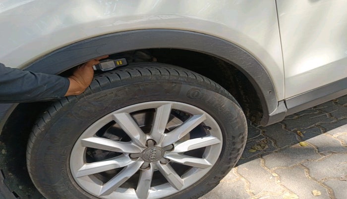 2013 Audi Q3 2.0 TDI QUATTRO, Diesel, Automatic, 1,17,736 km, tyre