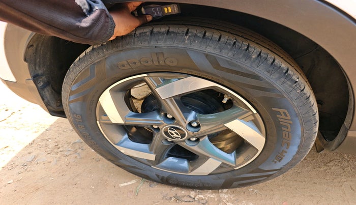 2021 Hyundai VENUE SX 1.0 (O) TURBO, Petrol, Manual, 66,006 km, tyre