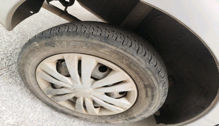 2017 Datsun Go T (O), Petrol, Manual, 55,005 km, tyre