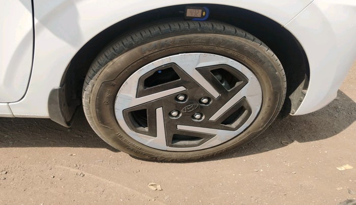 2023 Hyundai GRAND I10 NIOS SPORTZ 1.2 KAPPA VTVT CNG, CNG, Manual, 5,243 km, tyre