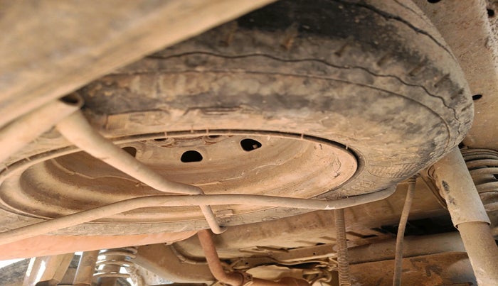 2019 Maruti Eeco 5 STR WITH A/C+HTR, Petrol, Manual, 1,06,059 km, tyre