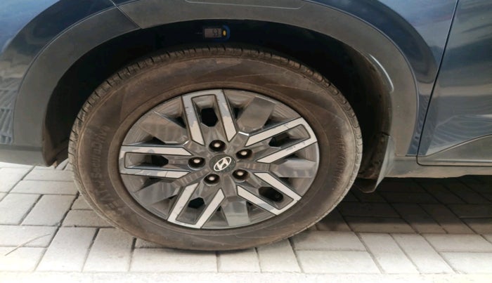 2021 Hyundai VENUE SX 1.0 TURBO IMT, Petrol, Manual, 1,01,183 km, tyre