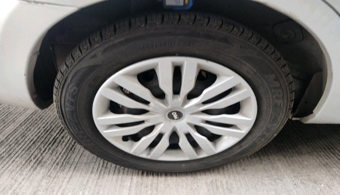 2013 Chevrolet Sail 1.3 LS ABS, Diesel, Manual, 1,38,958 km, tyre