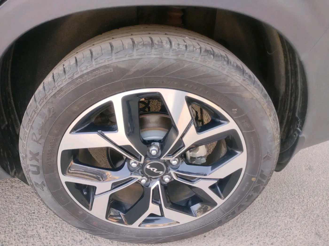 2023 KIA SELTOS X Line (S) 1.5 Turbo Petrol DCT, Petrol, Automatic, 9,778 km, tyre