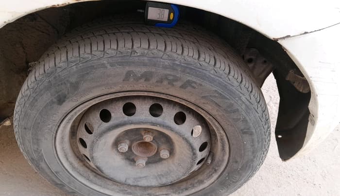 2012 Toyota Etios Liva GD, Diesel, Manual, 53,859 km, tyre