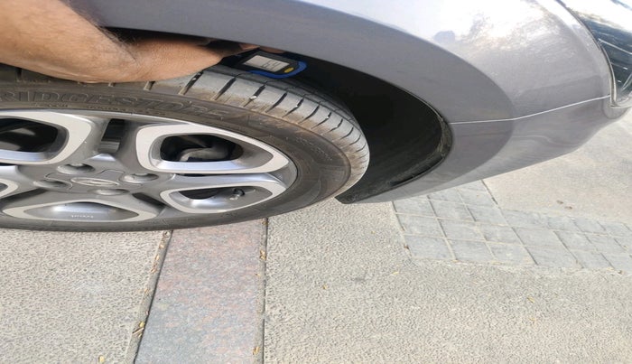 2018 Hyundai Elite i20 ASTA 1.2 (O), Petrol, Manual, 72,573 km, tyre