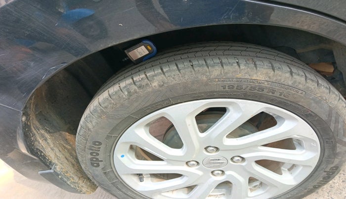 2025 Maruti Baleno ZETA 1.2 AGS, Petrol, Automatic, 16,749 km, tyre