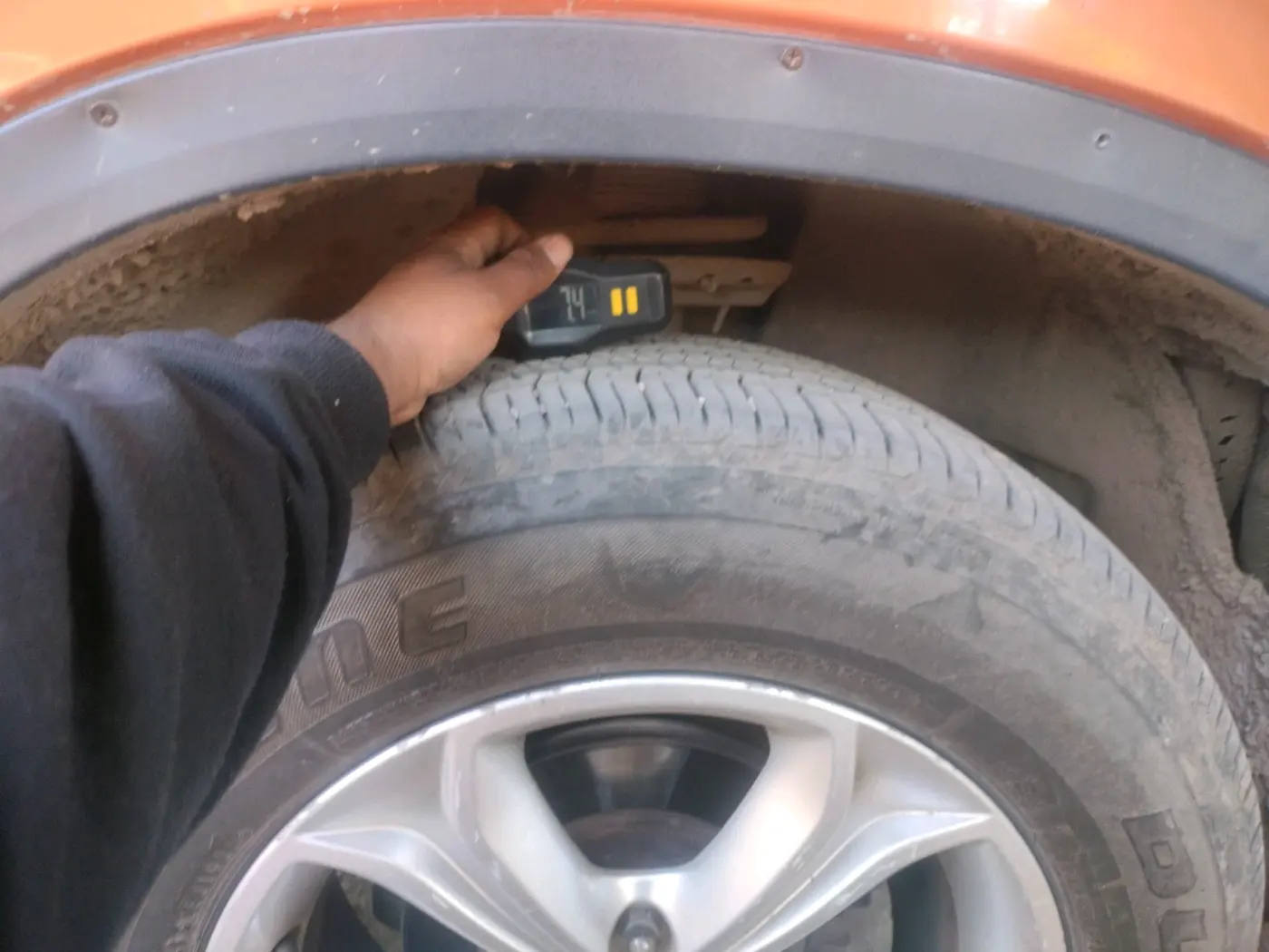 2019 Tata Harrier XZ 2.0L, Diesel, Manual, 1,70,882 km, tyre
