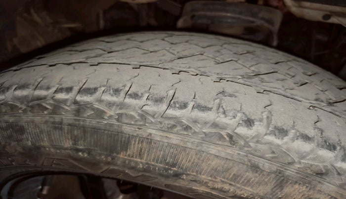 2015 Mahindra Scorpio S8, Diesel, Manual, 1,07,559 km, tyre