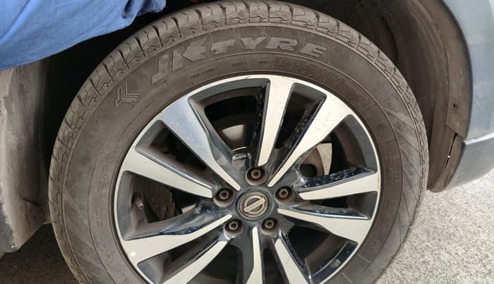 2019 Nissan Kicks XV 1.5, Petrol, Manual, 49,118 km, tyre