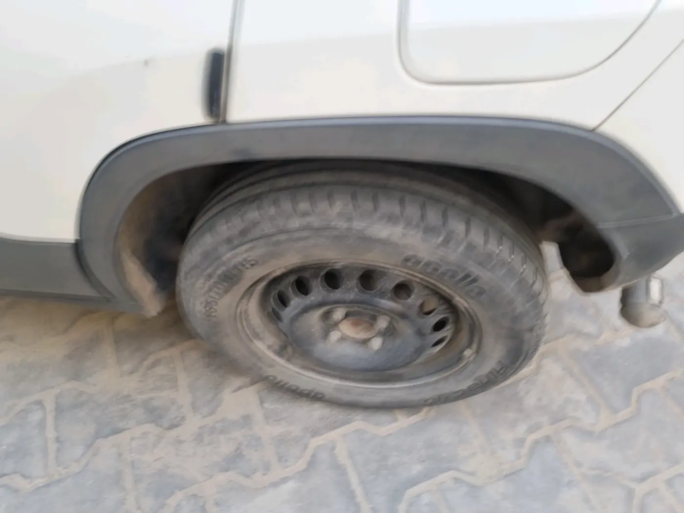 2021 Tata PUNCH PURE MT, Petrol, Manual, 74,839 km, tyre