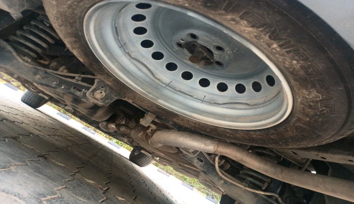 2023 Mahindra XUV700 AX 7 LUXURY D AT 7 STR, Diesel, Automatic, 25,273 km, tyre