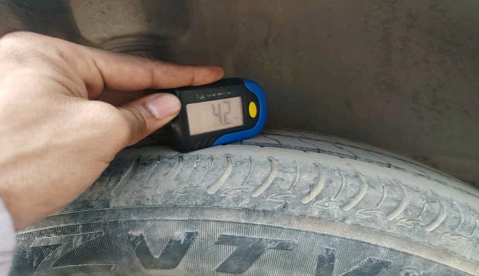 2023 Maruti New Wagon-R VXI 1.0, Petrol, Manual, 27,955 km, tyre