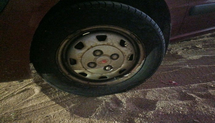 2008 Hyundai Santro Xing GLS LPG, Petrol, Manual, 1,21,952 km, tyre