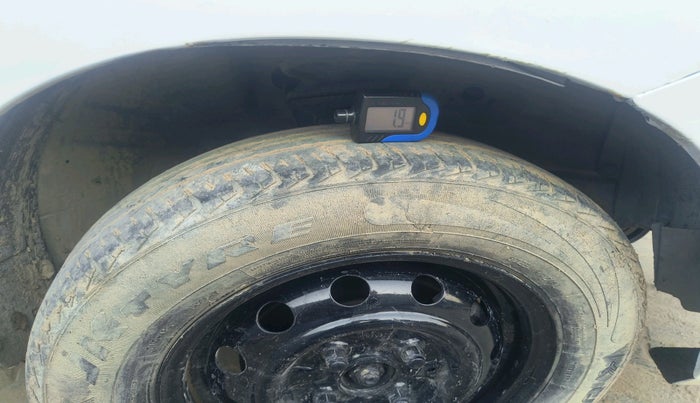 2015 Maruti Wagon R 1.0 LXI CNG, CNG, Manual, 1,75,060 km, tyre