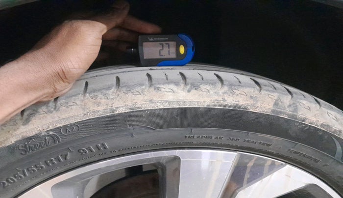 2022 Volkswagen TAIGUN TOPLINE 1.0 TSI MT, Petrol, Manual, 1,53,666 km, tyre