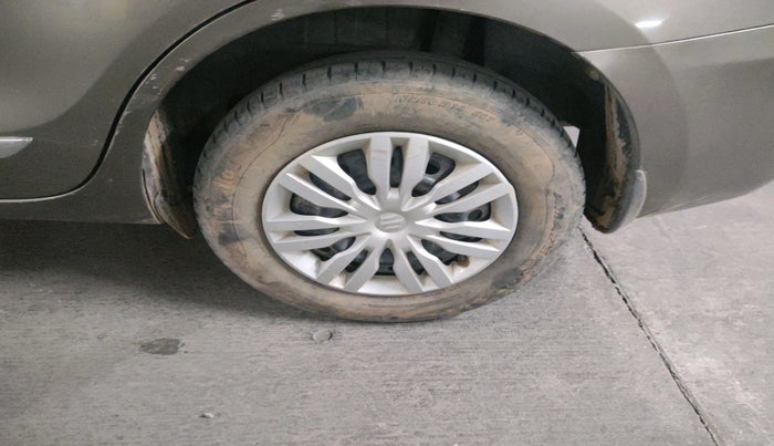 2018 Maruti Dzire VXI, Petrol, Manual, 43,104 km, tyre