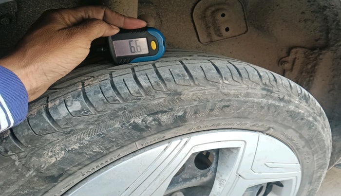 2024 Tata NEXON Pure S 1.2 Revotron 6AMT, Petrol, Automatic, 11,521 km, tyre