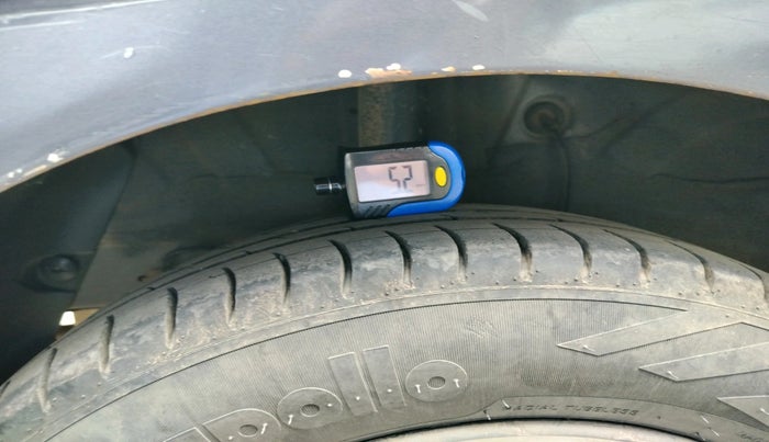 2014 Hyundai Grand i10 ASTA 1.1 CRDI, Diesel, Manual, 1,52,913 km, tyre