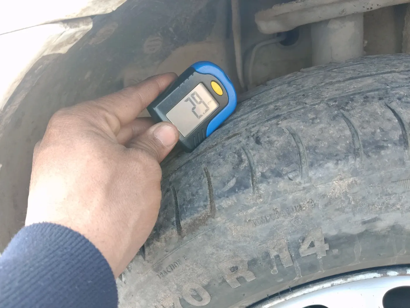 2017 Tata Indigo ECS GLS, CNG, Manual, 1,31,331 km, tyre