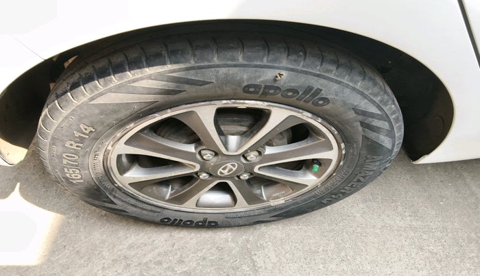 2013 Hyundai Grand i10 ASTA (O) 1.2 KAPPA VTVT, CNG, Manual, 68,227 km, tyre