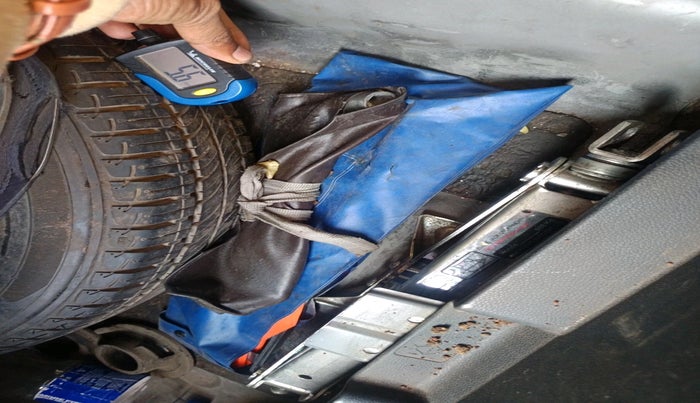 2016 Honda City 1.5L I-VTEC VX CVT, CNG, Automatic, 77,903 km, tyre