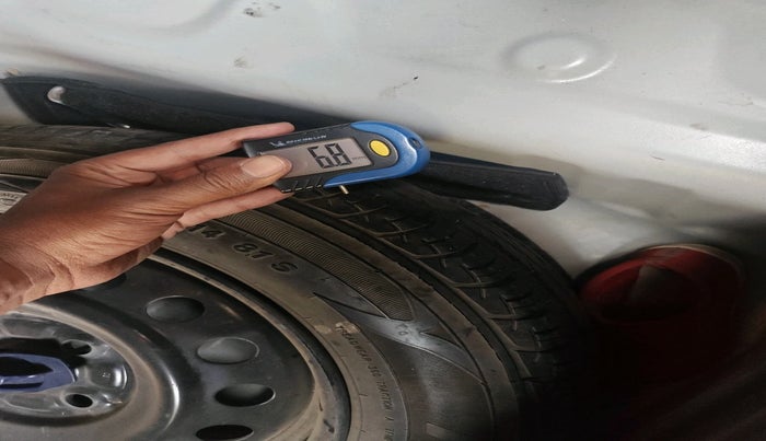 2020 Maruti New Wagon-R VXI (O) 1.0 AMT , Petrol, Automatic, 63,839 km, tyre