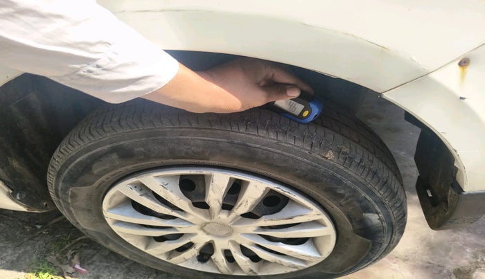 2014 Maruti Swift Dzire VDI, Diesel, Manual, 1,89,214 km, tyre