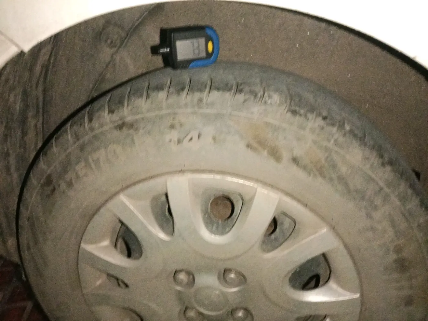 2011 Hyundai i20 MAGNA 1.2, Petrol, Manual, 66,425 km, tyre
