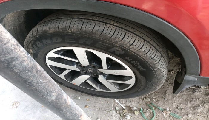 2022 Tata Harrier XZ PLUS 2.0L, Diesel, Manual, 90,522 km, tyre