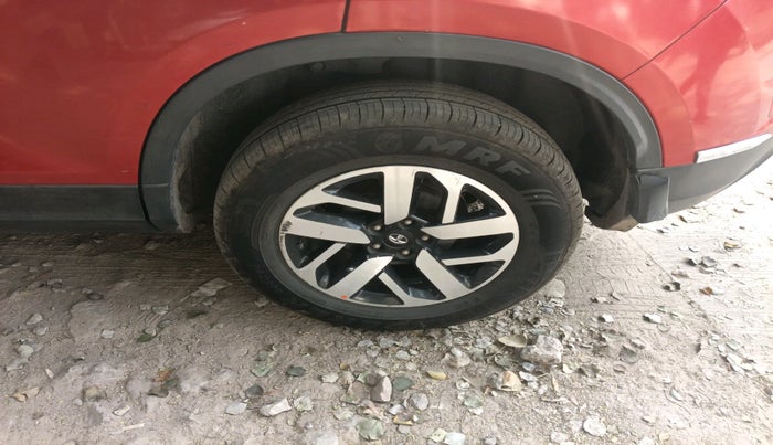 2022 Tata Harrier XZ PLUS 2.0L, Diesel, Manual, 90,522 km, tyre