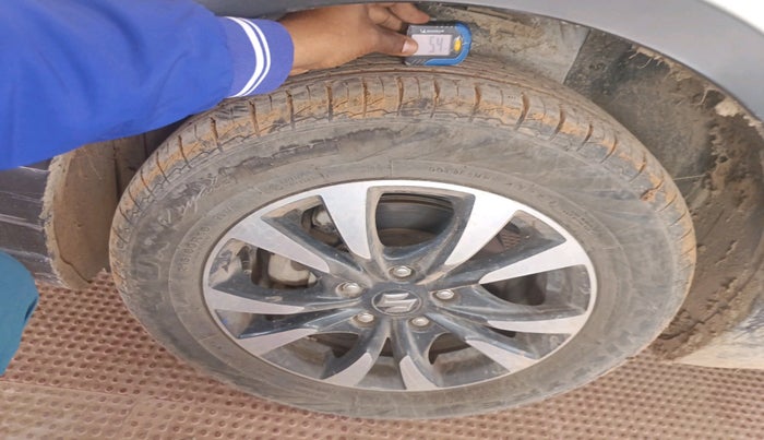 2020 Maruti S Cross ZETA 1.5, Petrol, Manual, 11,380 km, tyre