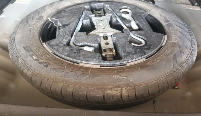 2020 Maruti S Cross ZETA 1.5, Petrol, Manual, 11,380 km, tyre