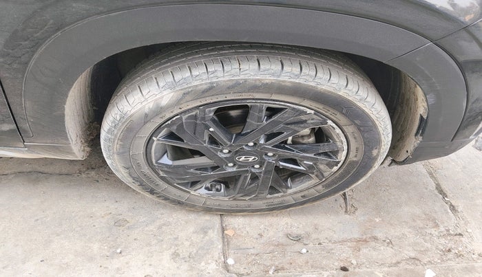 2025 Hyundai Creta SX (O) 1.5 DIESEL, Diesel, Manual, 21,101 km, tyre