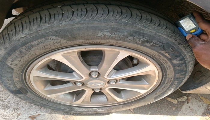 2016 Hyundai Grand i10 ASTA AT 1.2 KAPPA VTVT, Petrol, Automatic, 32,752 km, tyre