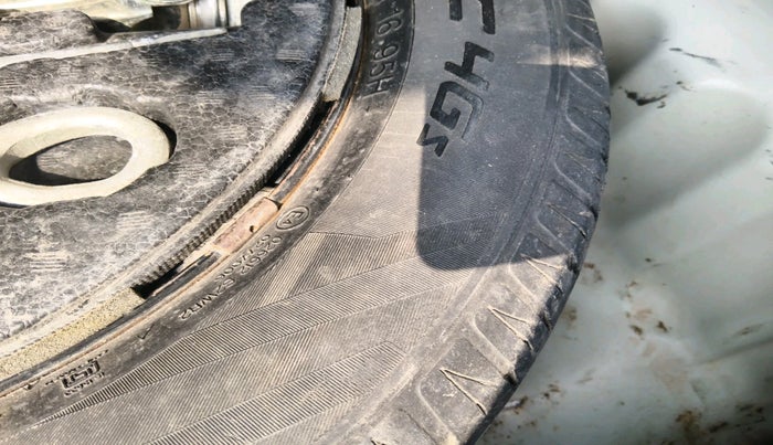 2017 Maruti Vitara Brezza ZDI, Diesel, Manual, 1,17,468 km, tyre