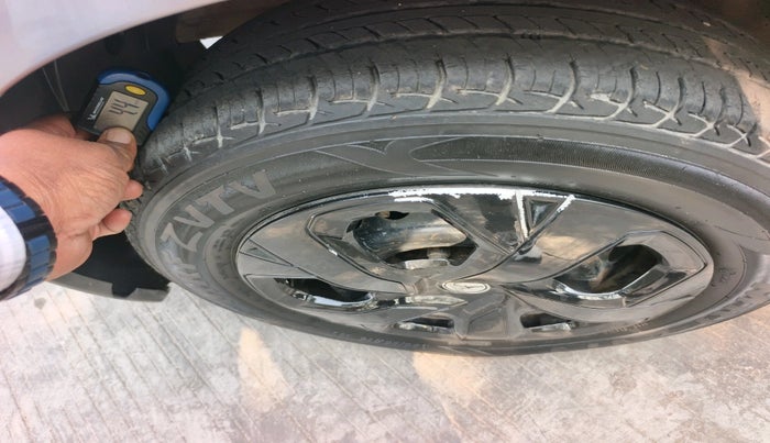 2018 Maruti Baleno DELTA DIESEL 1.3, Diesel, Manual, 61,601 km, tyre