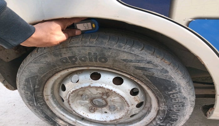 2013 Maruti Wagon R 1.0 VXI, CNG, Manual, 99,715 km, tyre