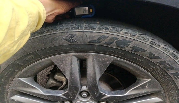 2021 KIA SELTOS HTX IVT 1.5 PETROL, Petrol, Automatic, 1,10,751 km, tyre