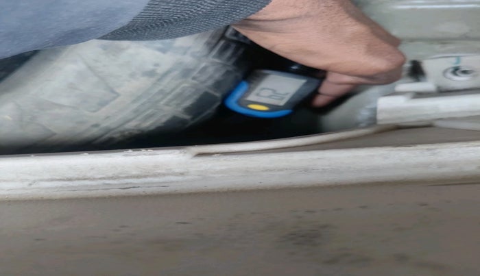 2019 Mahindra XUV300 W6 1.5 DIESEL, Diesel, Manual, 1,27,803 km, tyre