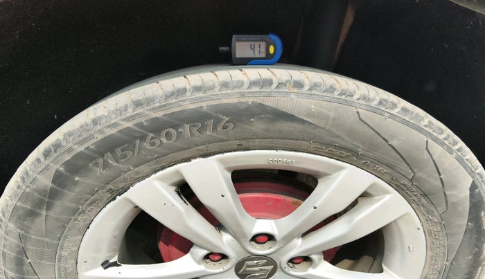 2019 Maruti Vitara Brezza ZDI PLUS DUAL TONE, Diesel, Manual, 1,81,020 km, tyre