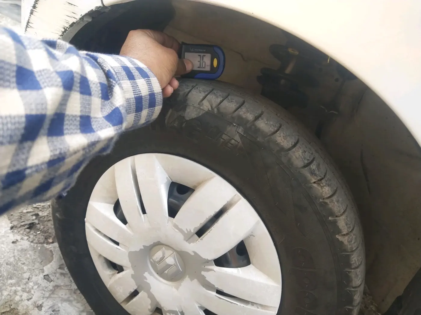 2013 Maruti Alto 800 LXI, Petrol, Manual, 92,061 km, tyre