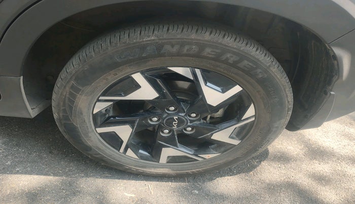 2024 KIA SONET GTX PLUS 1.5 DIESEL AT, Diesel, Automatic, 11,875 km, tyre