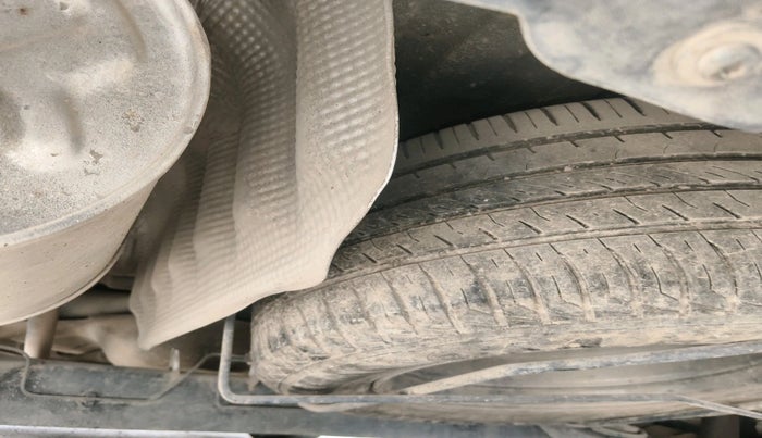 2013 Renault Duster 110 PS RXL DIESEL, Diesel, Manual, 1,42,140 km, tyre