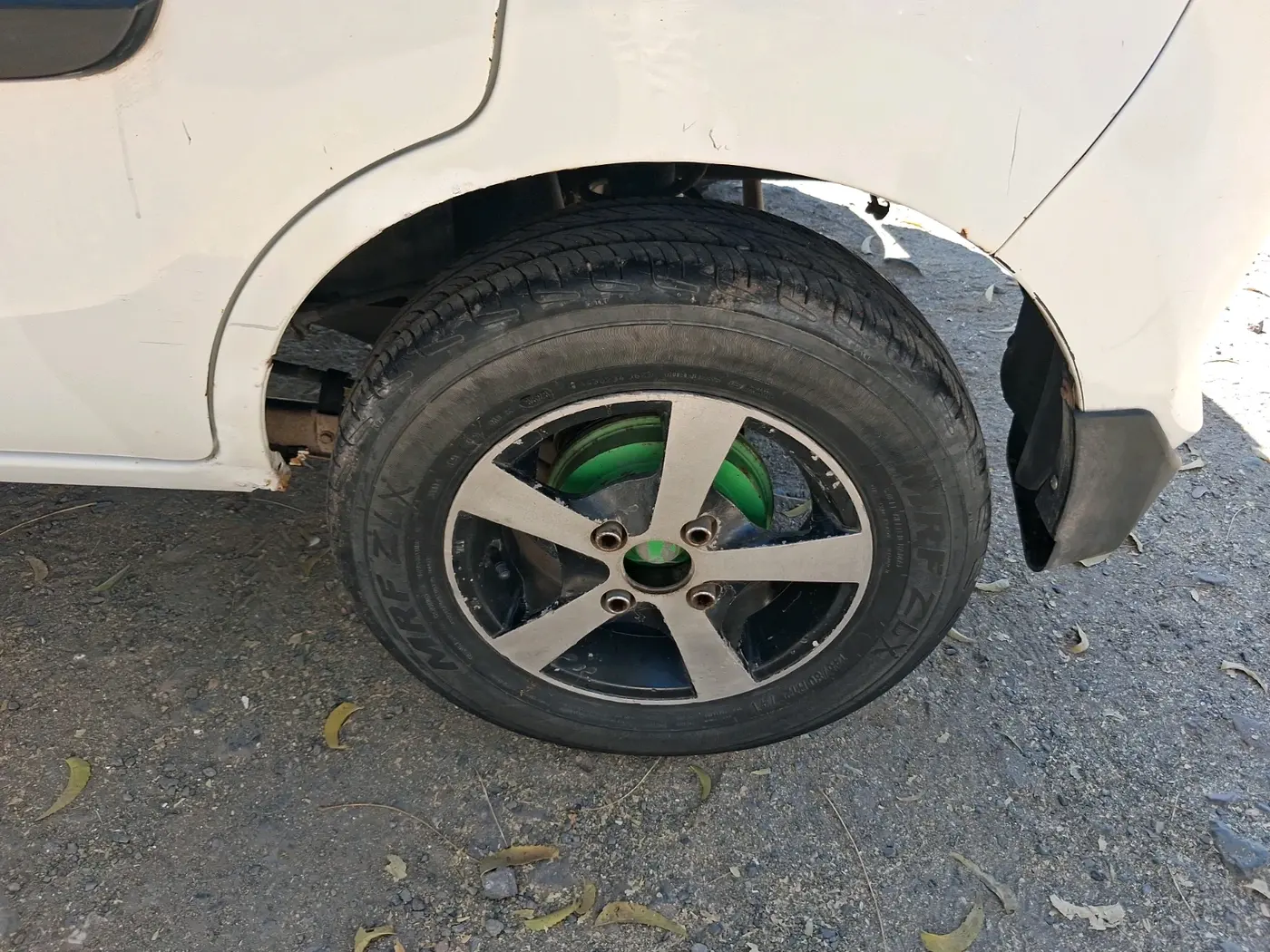 2018 Maruti Alto 800 LXI, Petrol, Manual, 88,400 km, tyre