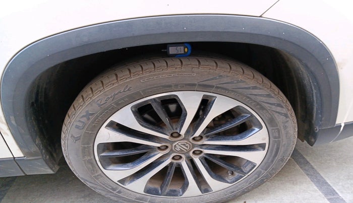 2021 MG HECTOR PLUS SHARP 2.0 DIESEL TURBO MT 6-STR, Diesel, Manual, 85,704 km, tyre