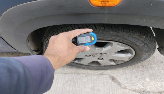 2018 Renault Kwid CLIMBER 1.0 AMT, Petrol, Automatic, 72,879 km, tyre