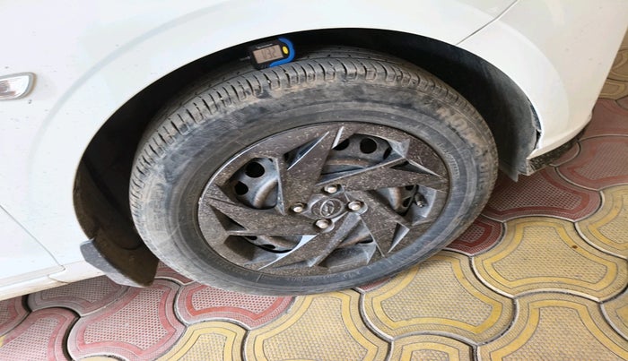 2022 Hyundai NEW I20 MAGNA 1.2 MT, Petrol, Manual, 64,058 km, tyre